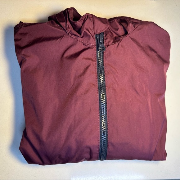 Gap Kids- Water Resistant Jacket W/Packable Hood - Picture 4 of 4